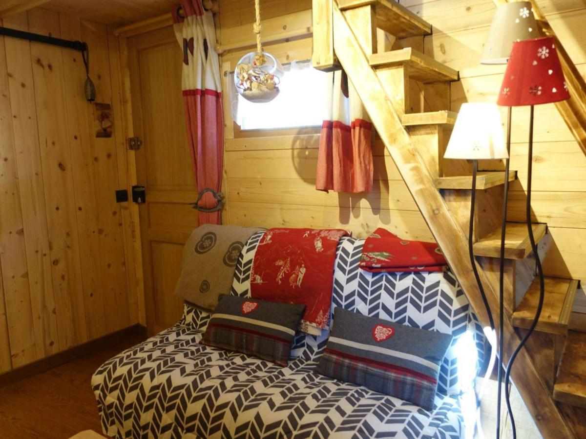 Charmant Mazot Savoyard A Hauteluce: Ideal Pour Couple, Proche Commerces Et Ski, Bien Equipe - Fr-1-342-263 エクステリア 写真
