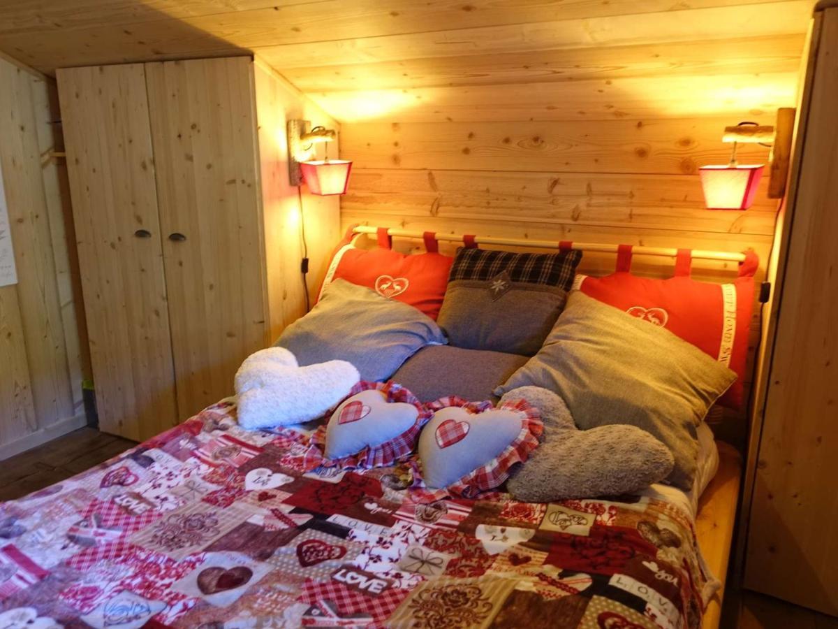 Charmant Mazot Savoyard A Hauteluce: Ideal Pour Couple, Proche Commerces Et Ski, Bien Equipe - Fr-1-342-263 エクステリア 写真